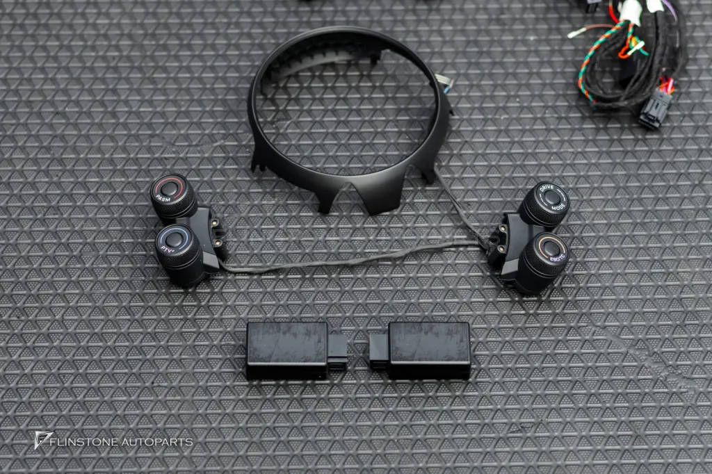 Porsche 992 กาบบันได LED  Drive Unit ท่อ Usus