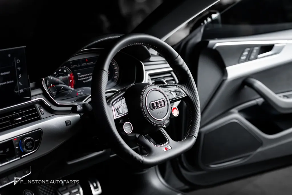 Audi A5 พวงมาลัย