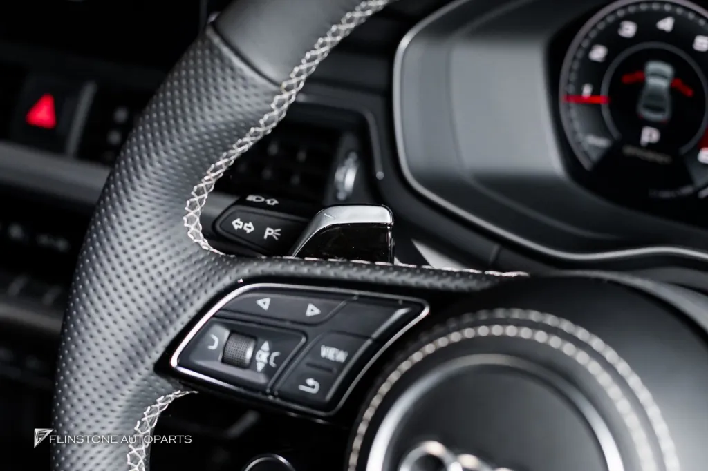 Audi A5 พวงมาลัย