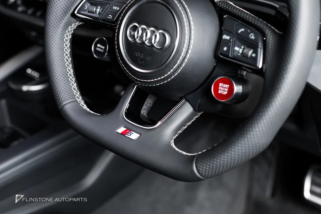 Audi A5 พวงมาลัย