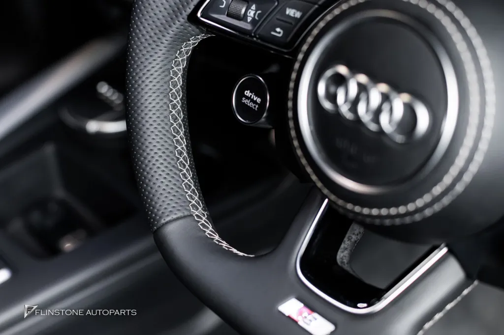 Audi A5 พวงมาลัย