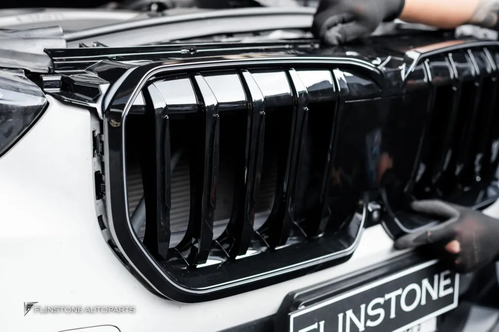 BMW X4 กระจัง LED