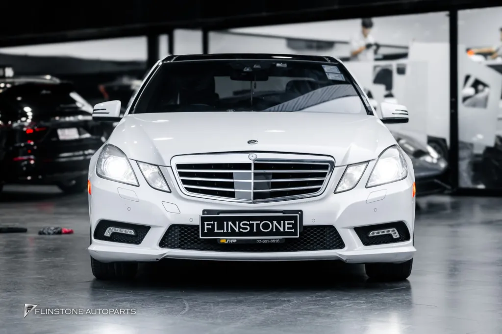 Mercedes Benz W212 ไฟมุมส้ม