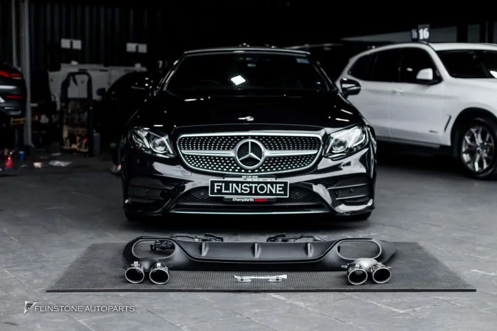 Mercedes Benz C238 ดิฟ ปลายท่อ ไฟส่องพื้น