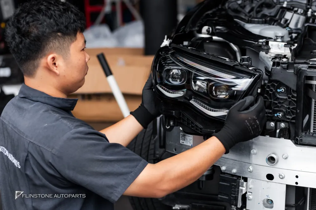 Mercedes Benz W214 ไฟหน้า Digital แท้