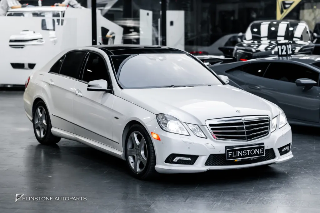Mercedes Benz W212 ไฟมุมส้ม