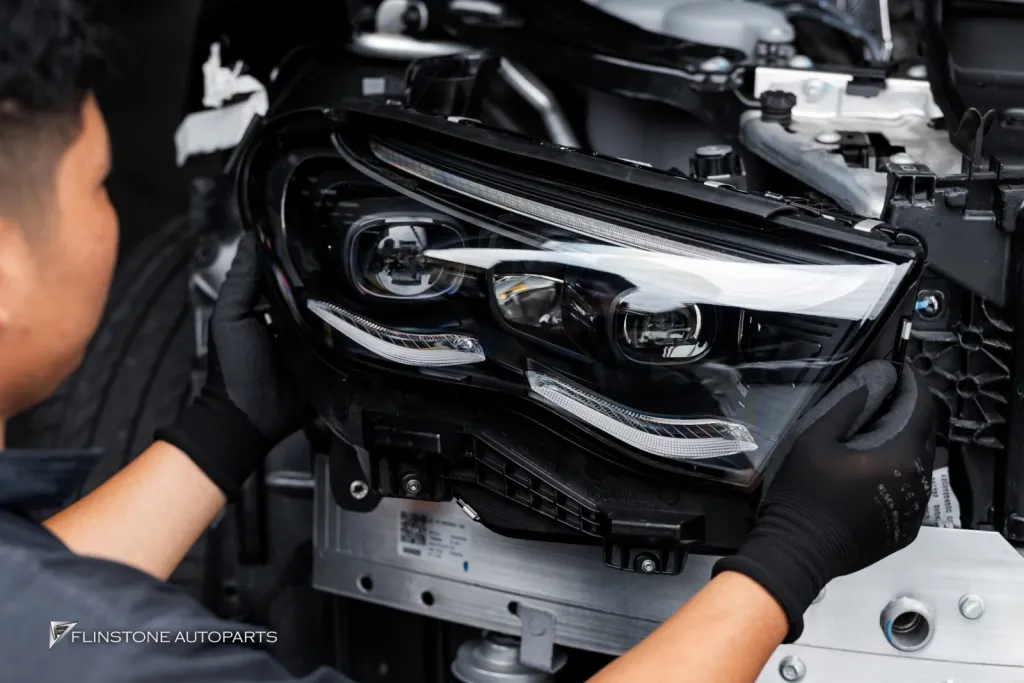 Mercedes Benz W214 ไฟหน้า Digital แท้