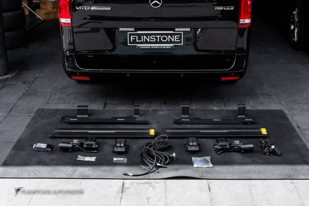 Mercedes Benz Vito บันไดไฟฟ้า
