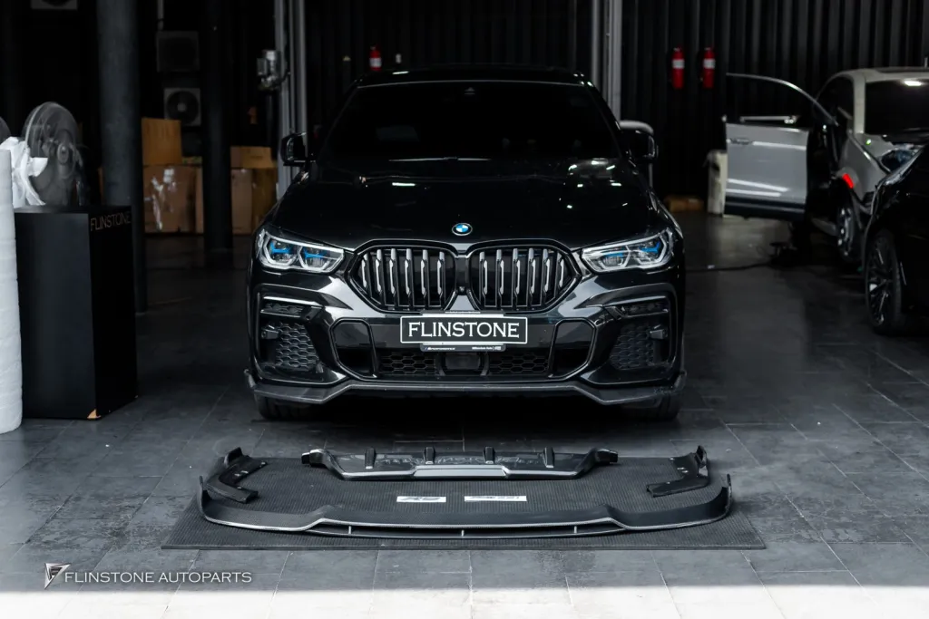 BMW X6 คาร์บอน โลโก้ดำ