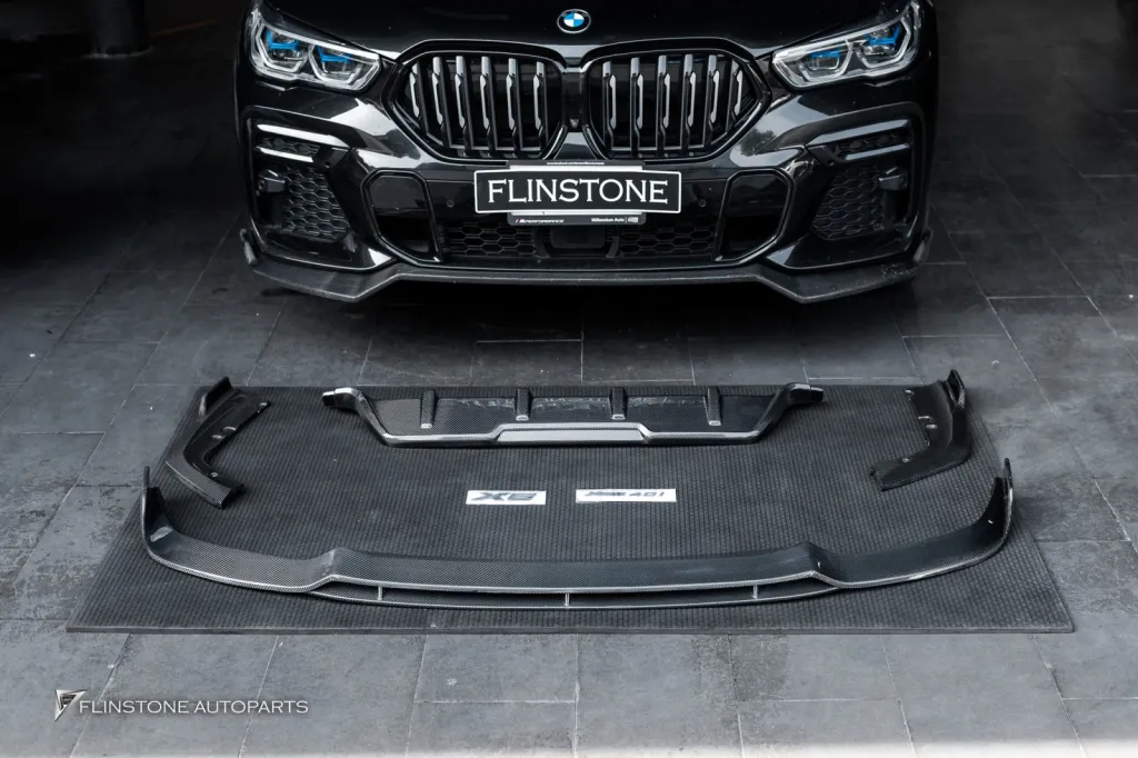 BMW X6 คาร์บอน โลโก้ดำ