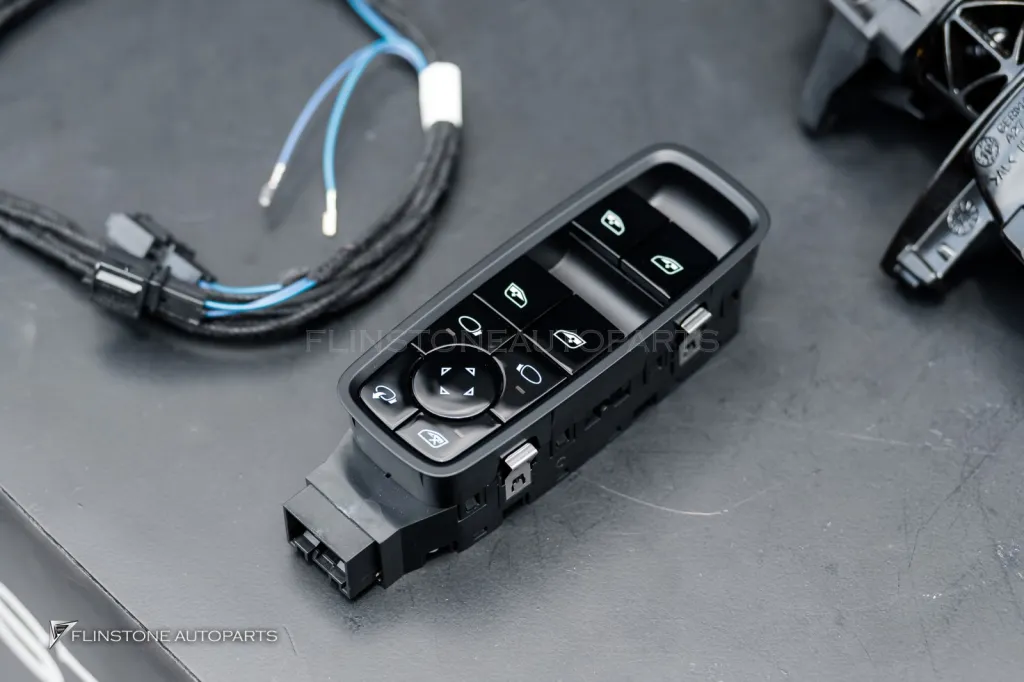 Porsche Taycan 4 กระจกมองข้างพับได้