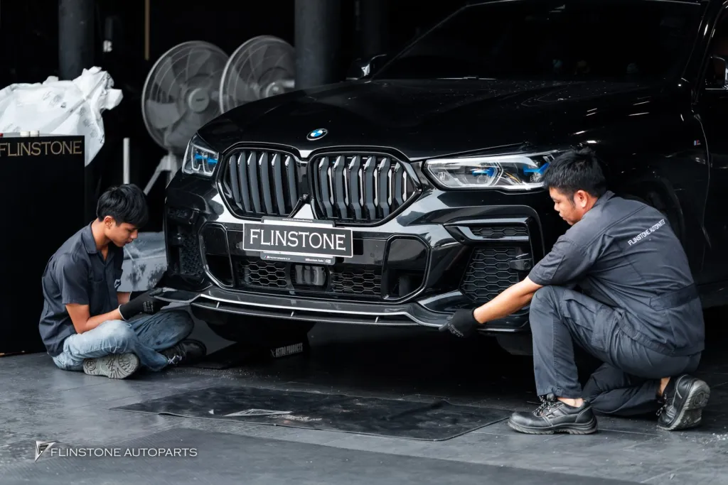 BMW X6 คาร์บอน โลโก้ดำ