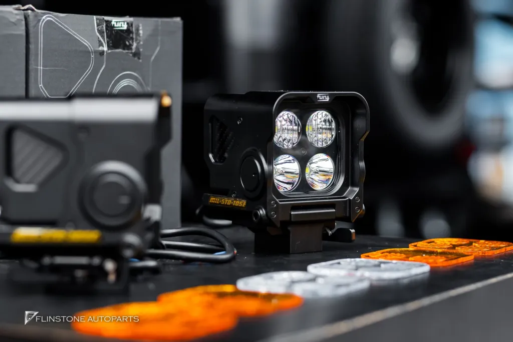 Jeep Rubicon ไฟสปอร์ตไลท์ Fury