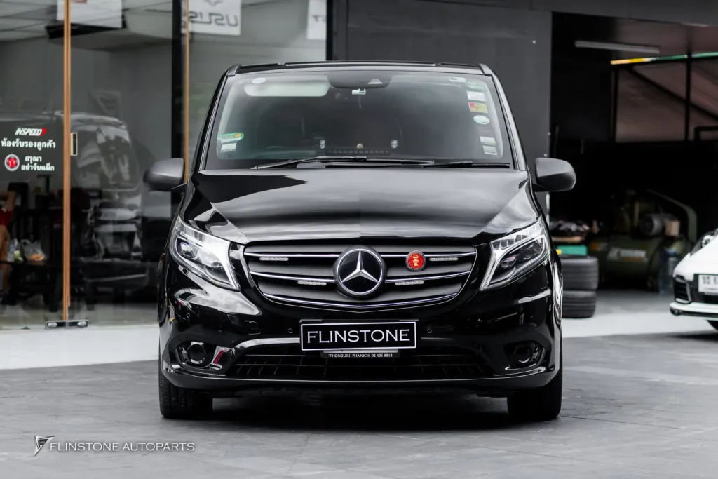 Mercedes Benz Vito บันไดไฟฟ้า