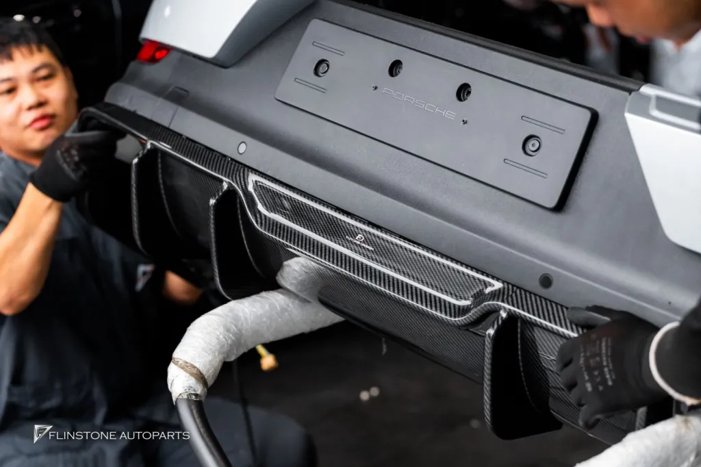 Porsche Cayenne 碳纤维部件 FD Design 排气尾喉