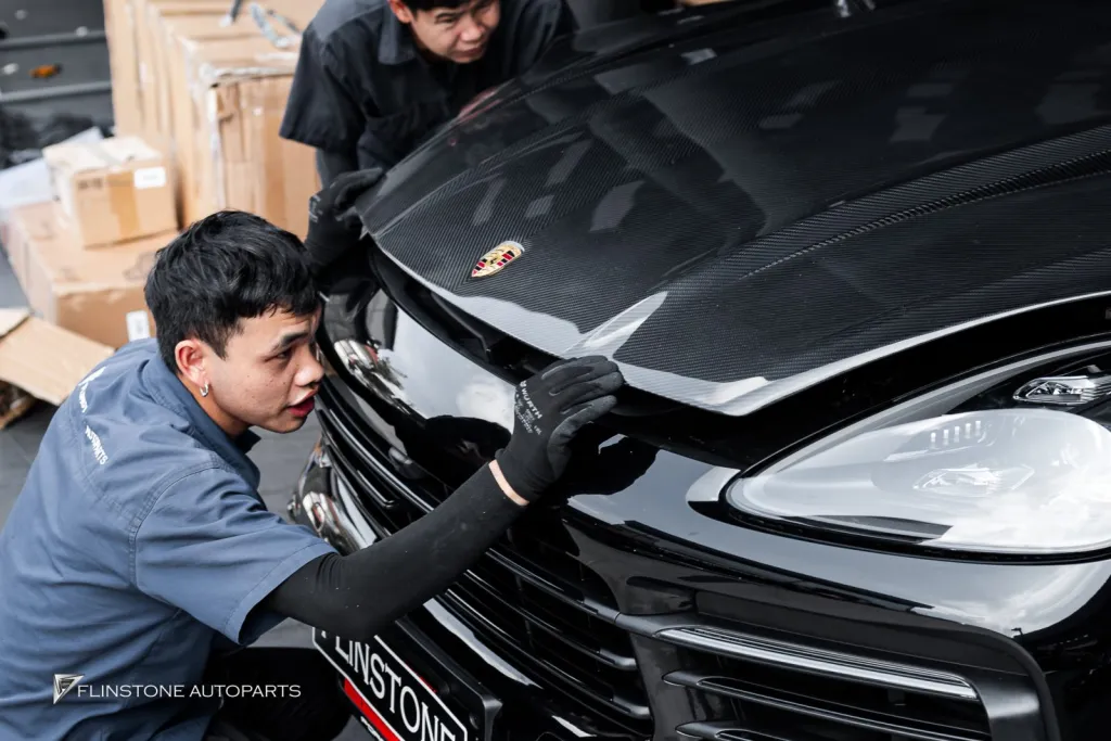 Porsche Cayenne ฝากระโปรงคาร์บอน ทรง Techart