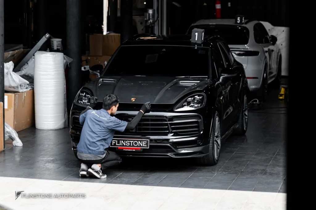 Porsche Cayenne ฝากระโปรงคาร์บอน ทรง Techart