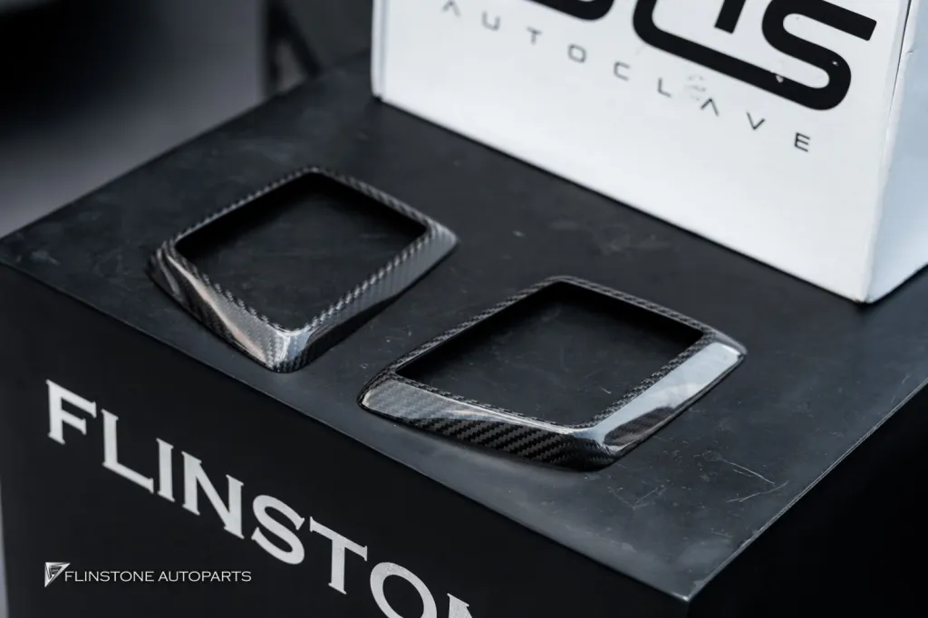 Mercedes Benz Gclass indicator bezel Carbon Usus