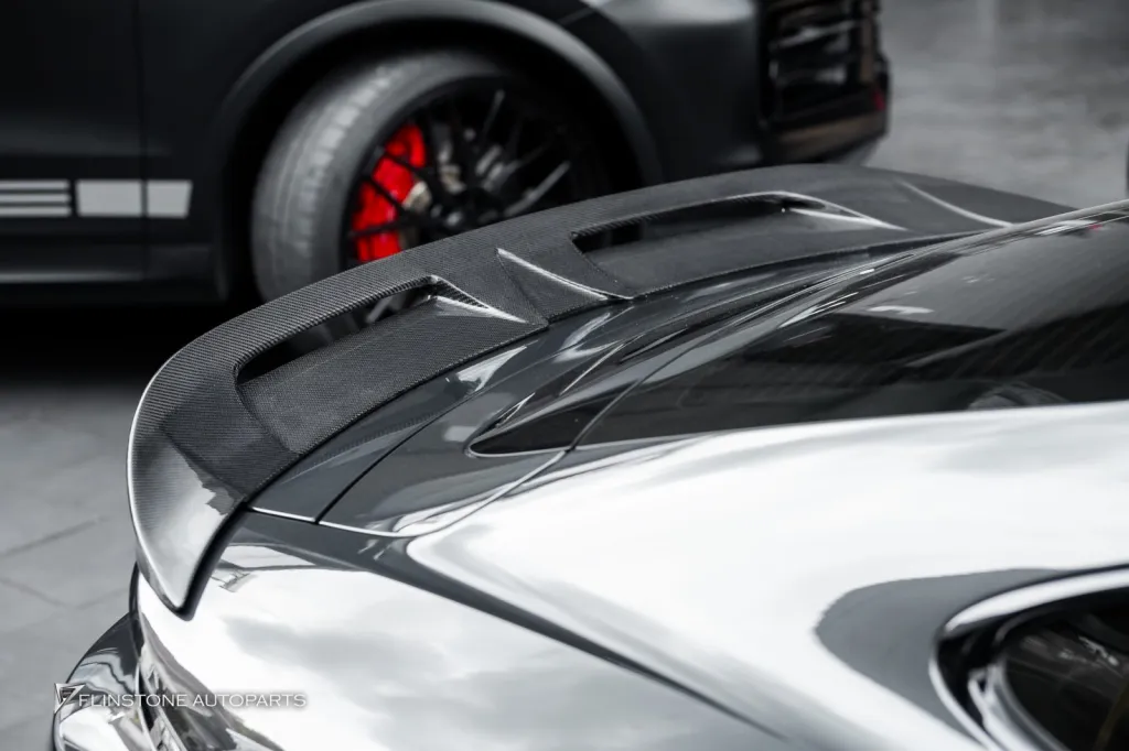 Porsche Taycan สปอยเลอร์ CMST