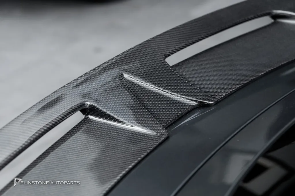 Porsche Taycan สปอยเลอร์ CMST