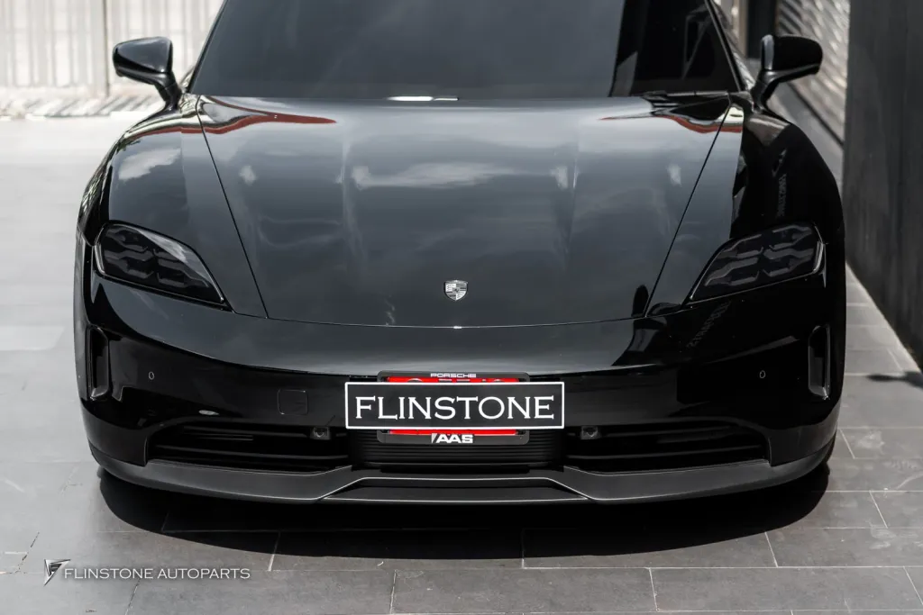 Porsche Taycan โลโก้ ไฟส่องพื้น