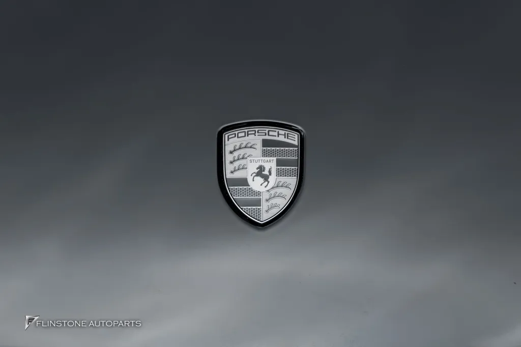Porsche Taycan โลโก้ ไฟส่องพื้น